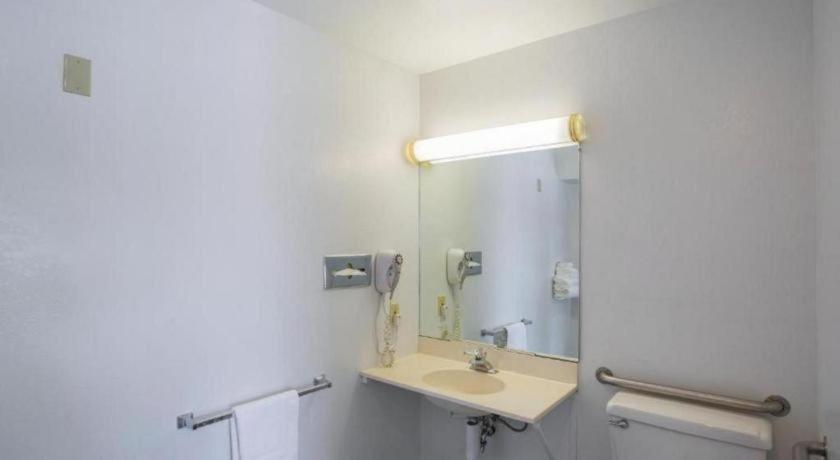 Fairbridge Inn Moscow Bagian luar foto